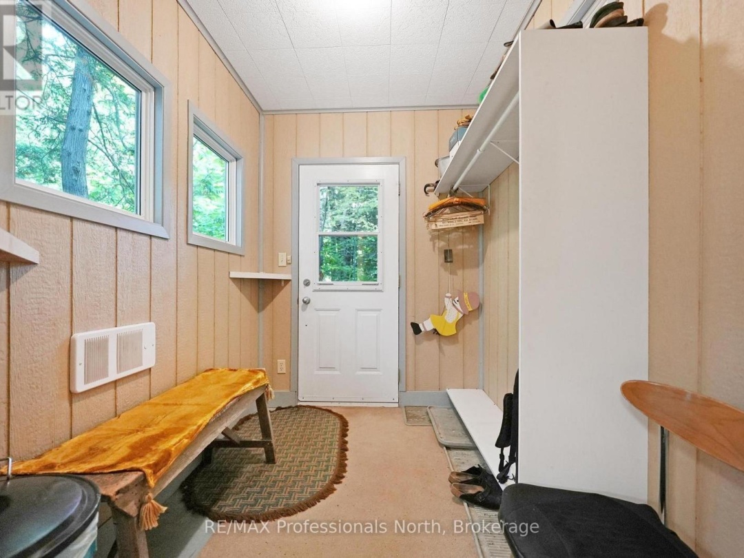 20871 HIGHWAY 35, Wren Lake