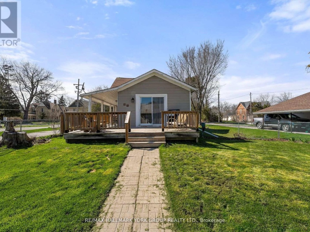 397 Mara Road, Lake Simcoe
