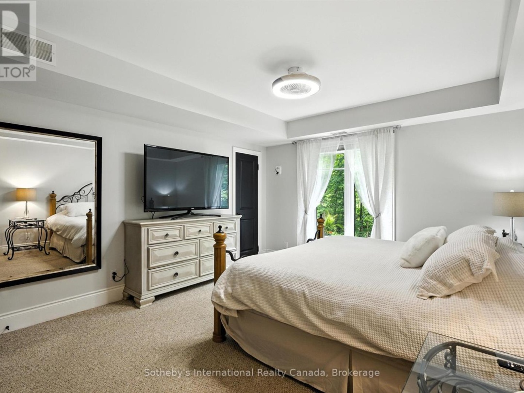 106 - 391 JAMES STREET W, 