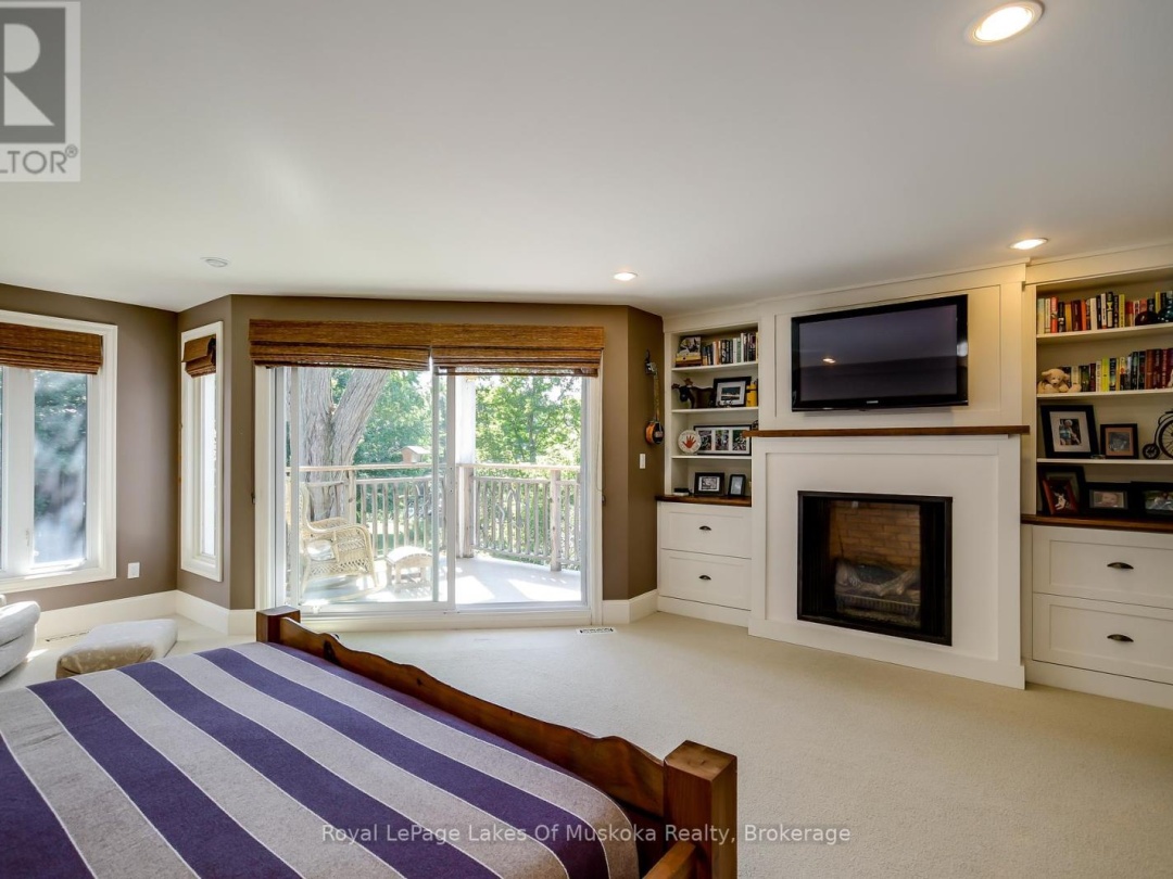 230 Ecclestone Drive, Bracebridge