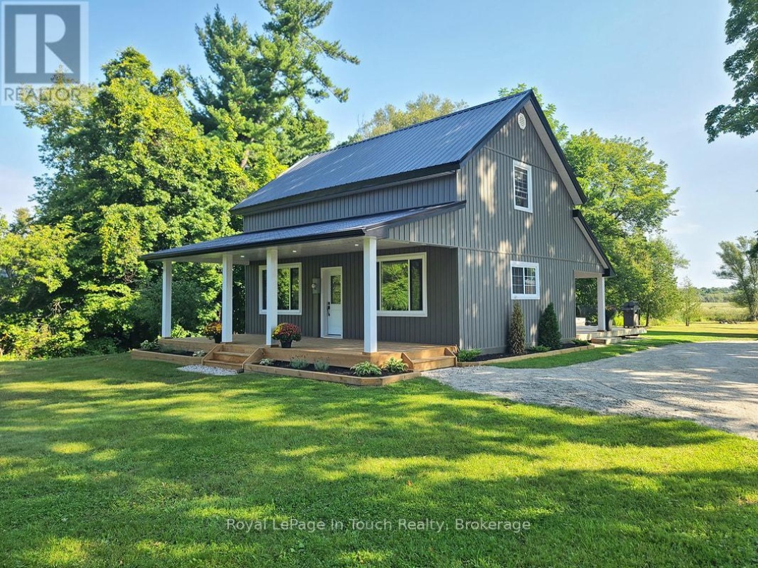 3010 Matchedash Street, Matchedash Bay