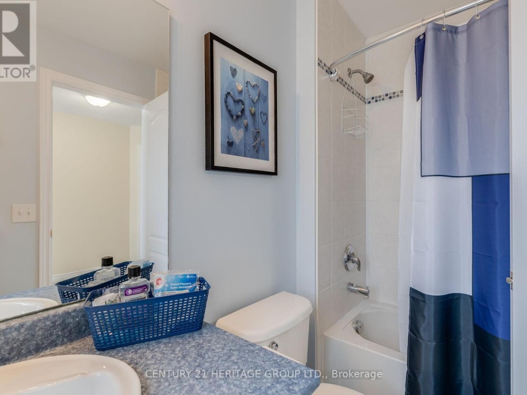 64 - 800 WEST RIDGE BOULEVARD, 