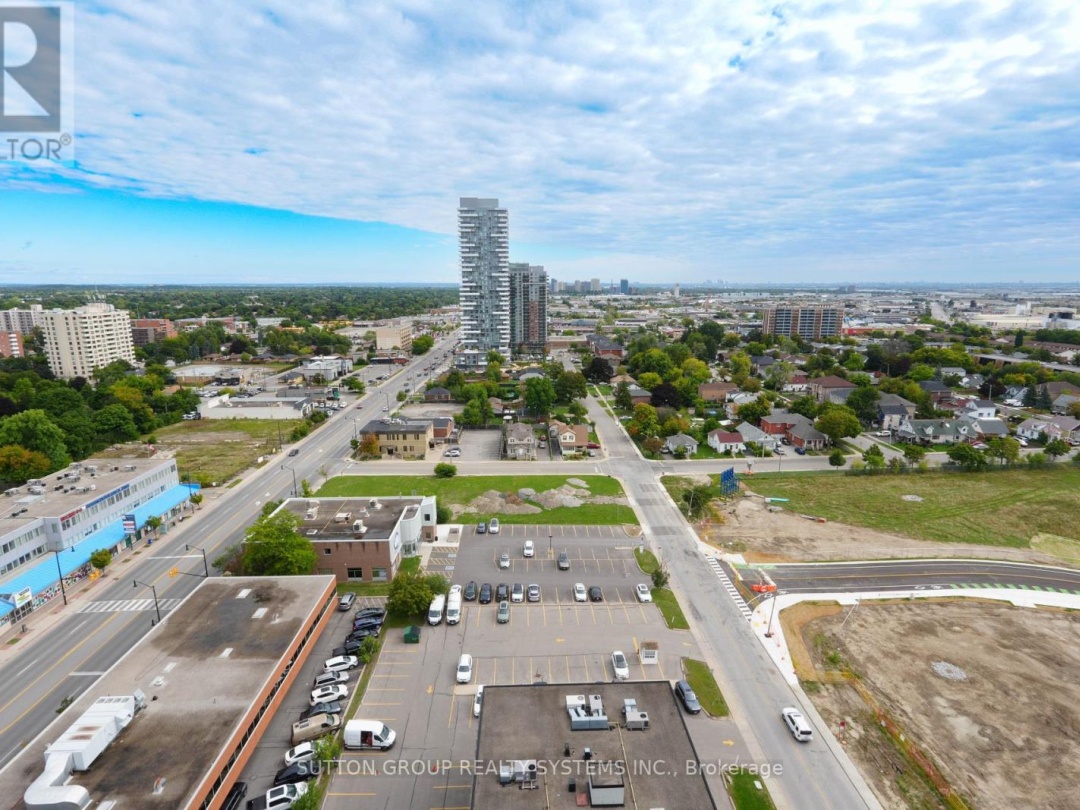 1801 - 15 LYNCH STREET, 