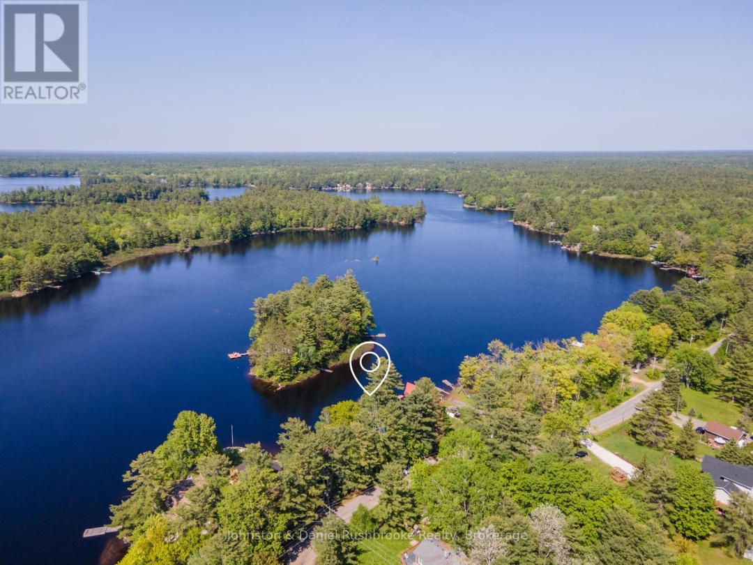 1190 South Morrison Lake Road, Morrison Lake