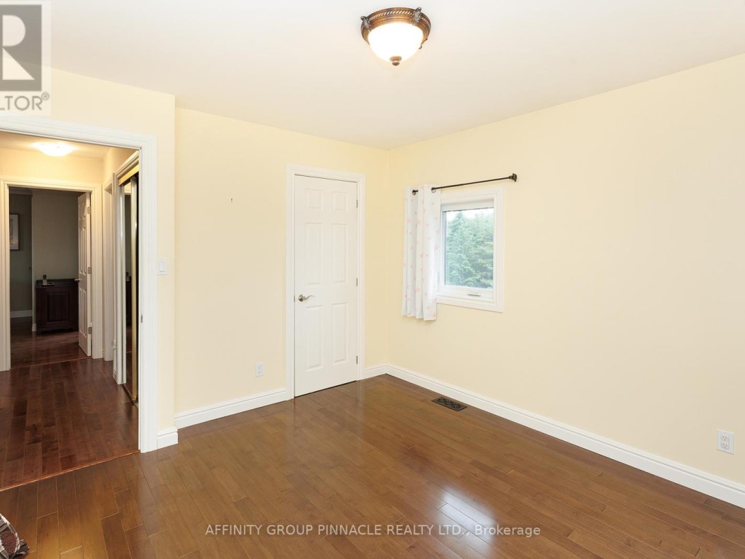 730 THE GLEN ROAD, 