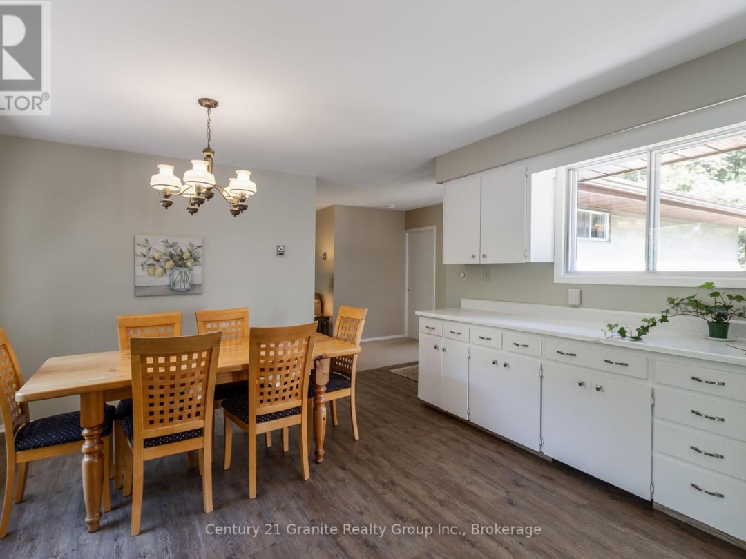 733 BOBCAYGEON ROAD, 