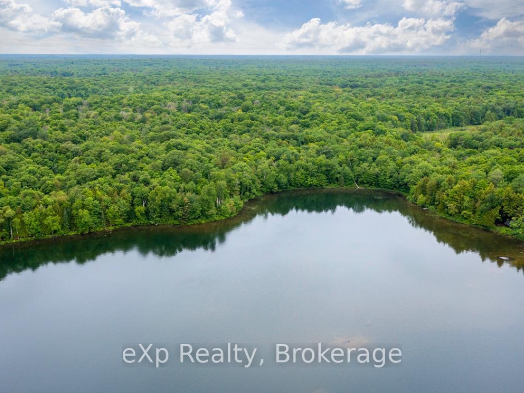 3 KINGFISHER ROAD, 
