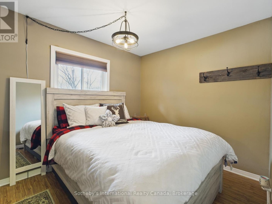5270 Dean Trail, Severn Lake