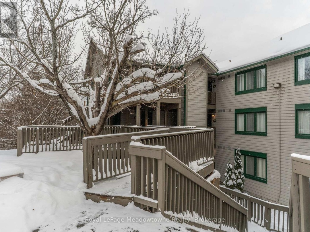 301 - 34 DEERHURST GREENS ROAD, 