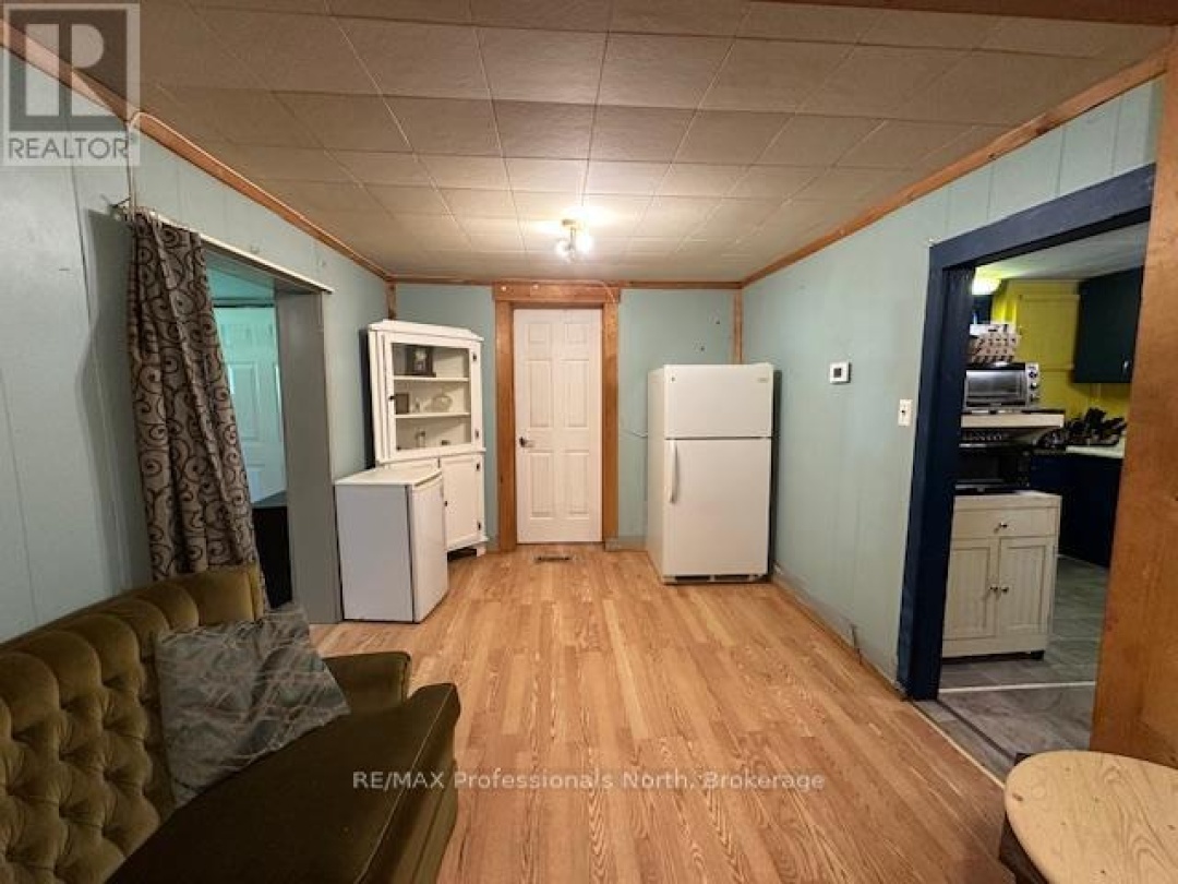 1019 SPRING VALLEY ROAD, 
