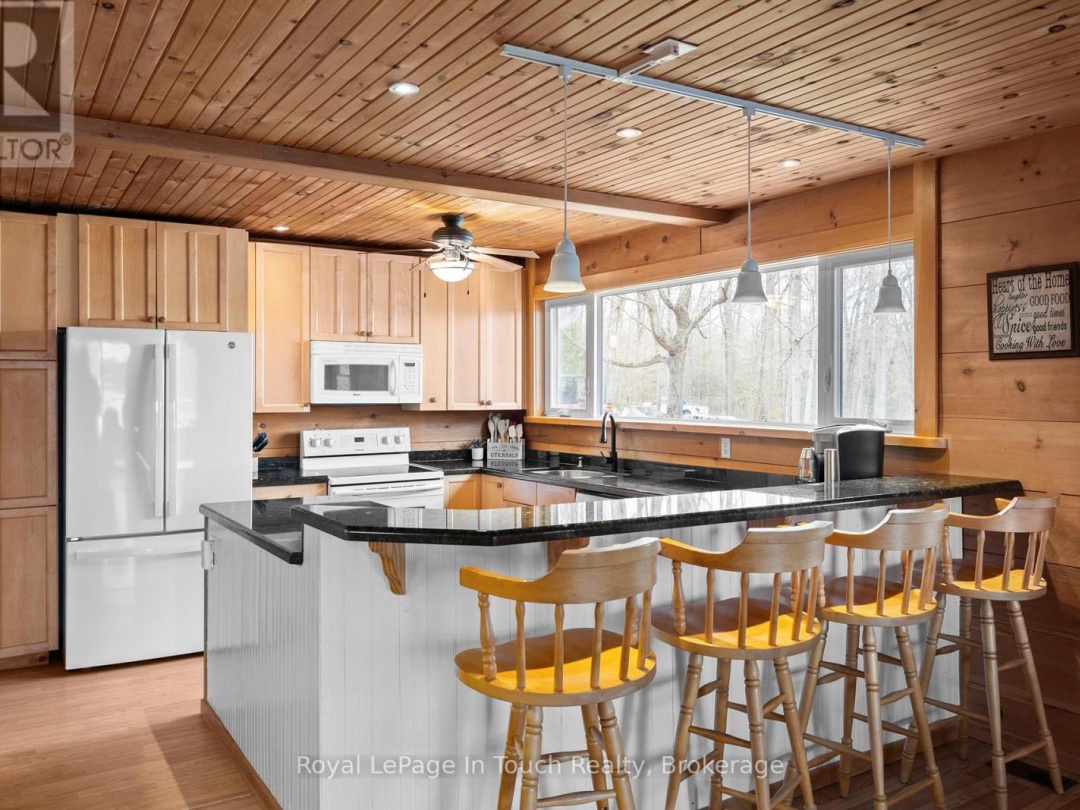 1472 Otter Point Road, Gloucester Pool