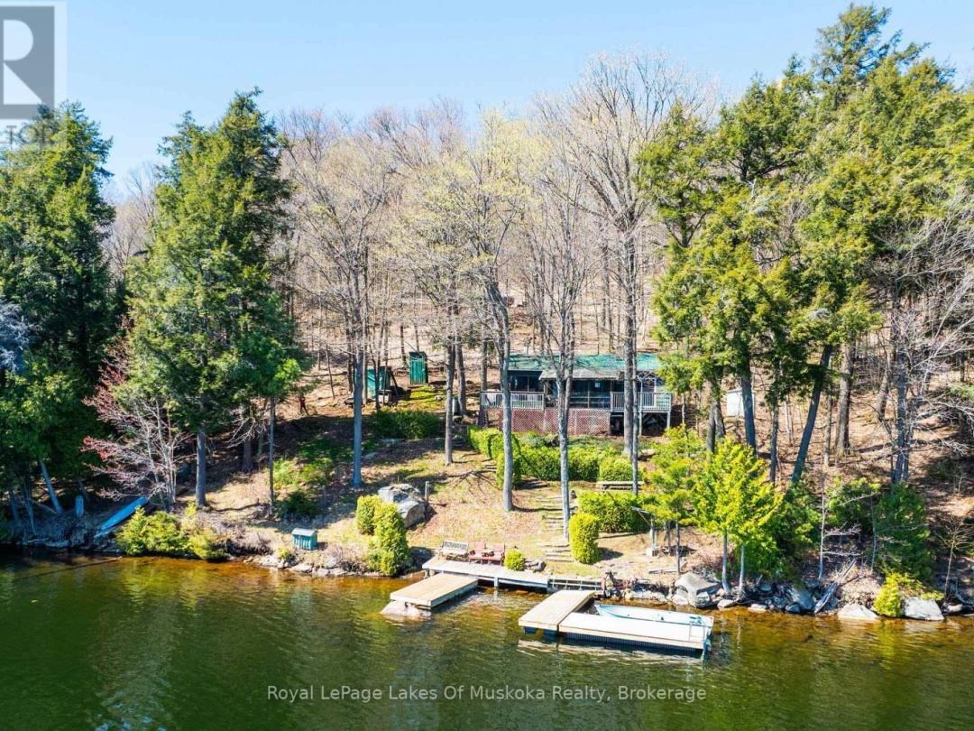 1002 Camp Lake Road, Camp Lake