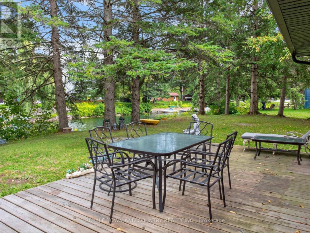 82 RIVERBANK ROAD, 