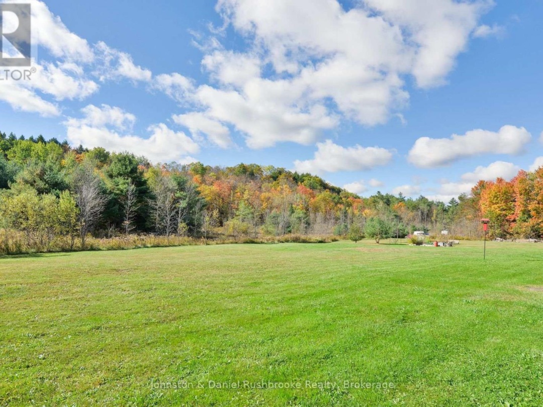 1422 MUSKOKA RD 118 ROAD W, 