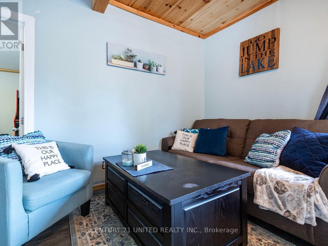 11085 Gull River, Gull Lake