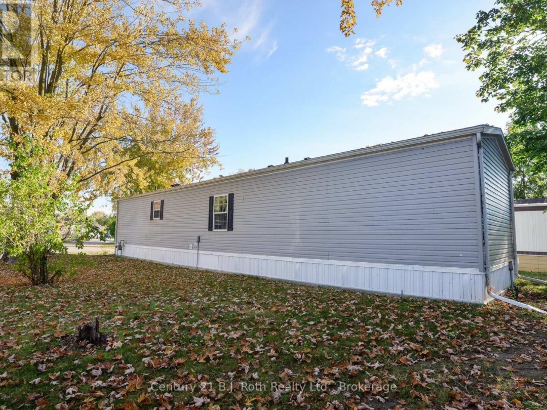 200 - 580 WEST STREET S, 