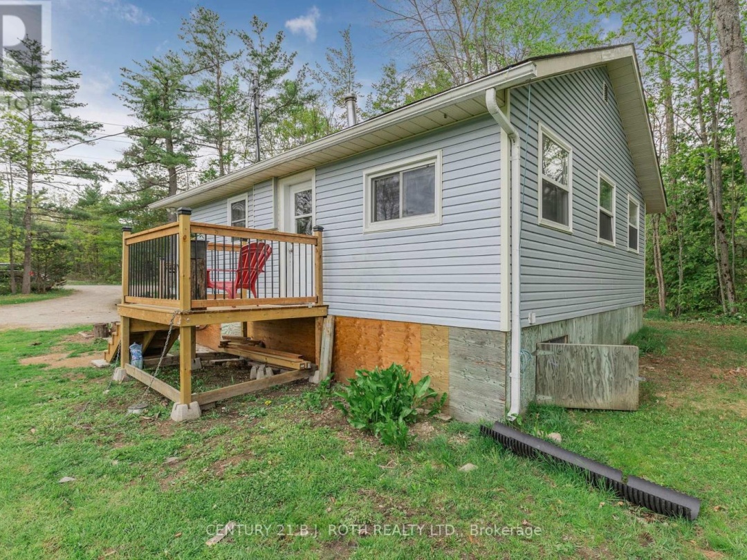 2100 HONEY HARBOUR ROAD, 