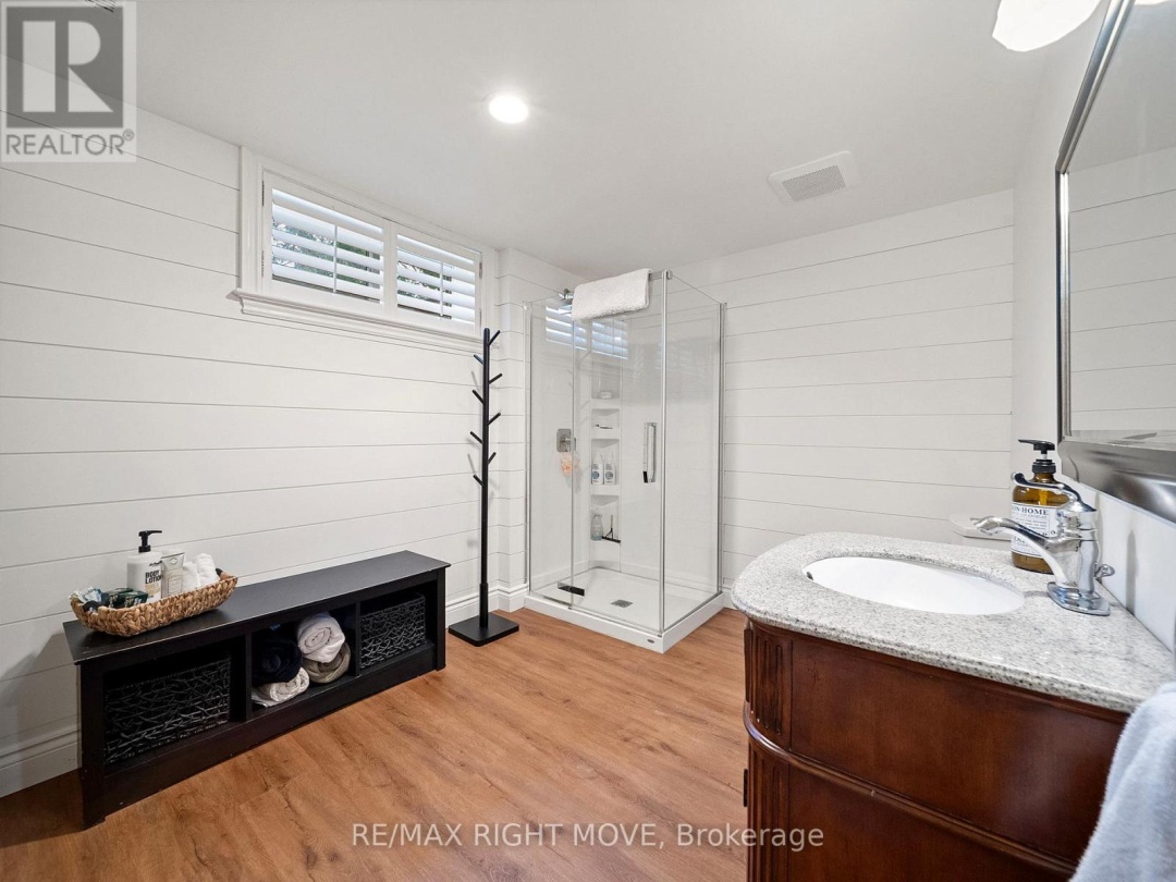 1948 CARRIAGE COURT, 