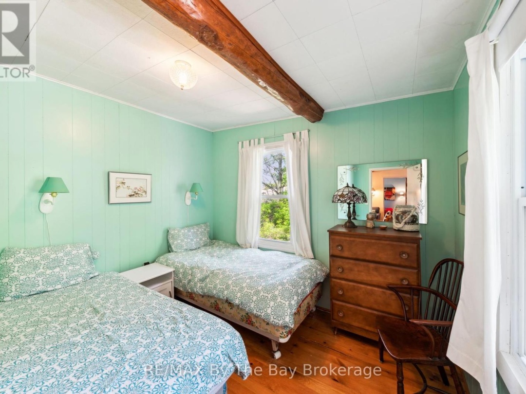 3572 ISLAND 820/MERMAID ISLAND, 