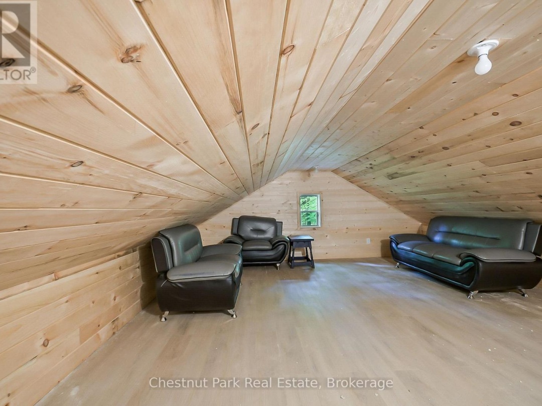 1002 LEECH LAKE POINT ROAD, 