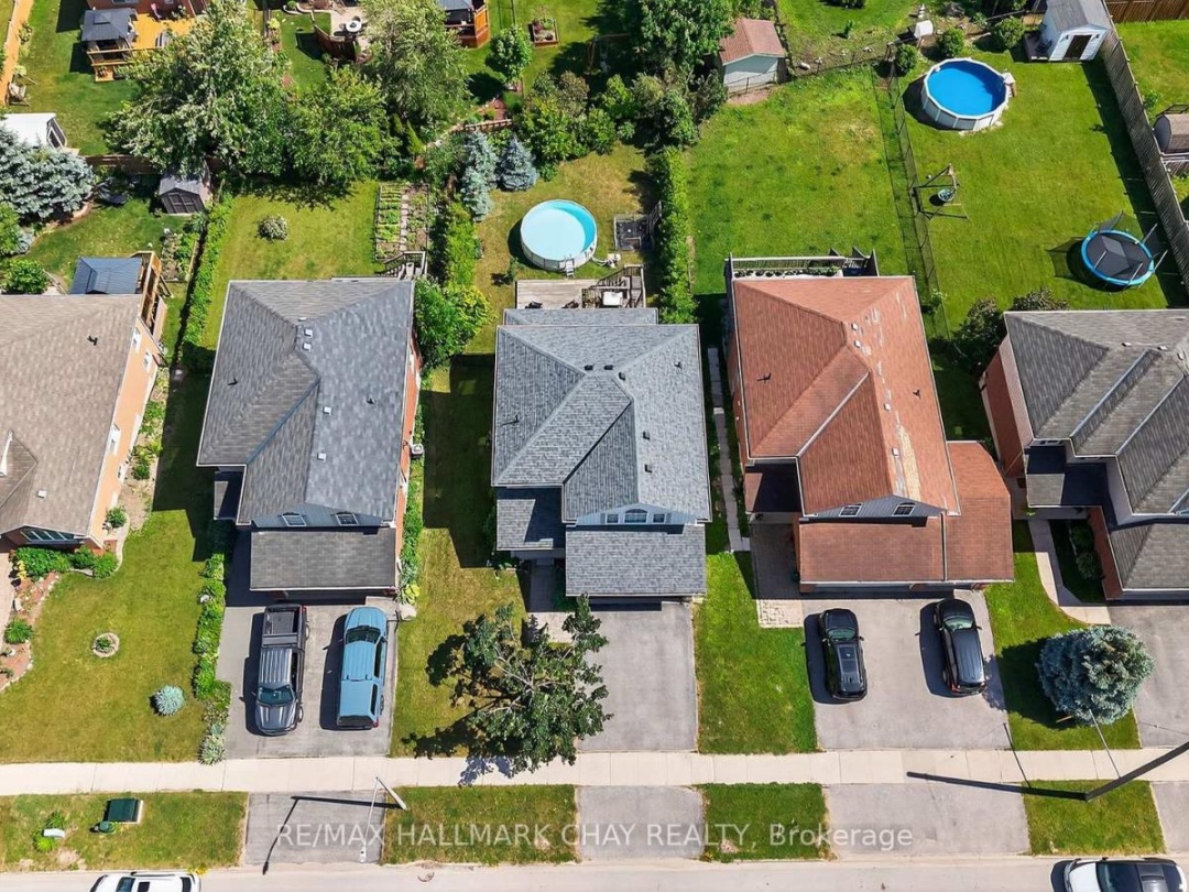 3159 BASS LAKE SIDE ROAD E, 