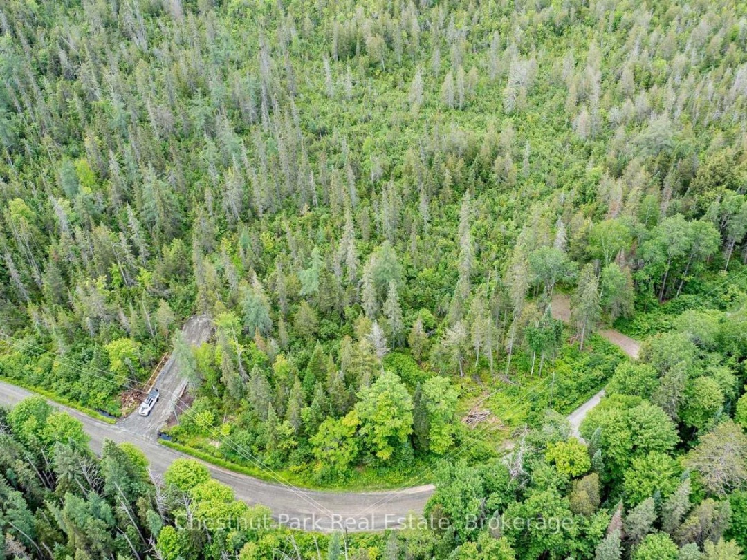 1022 THOMPSON ROAD, 