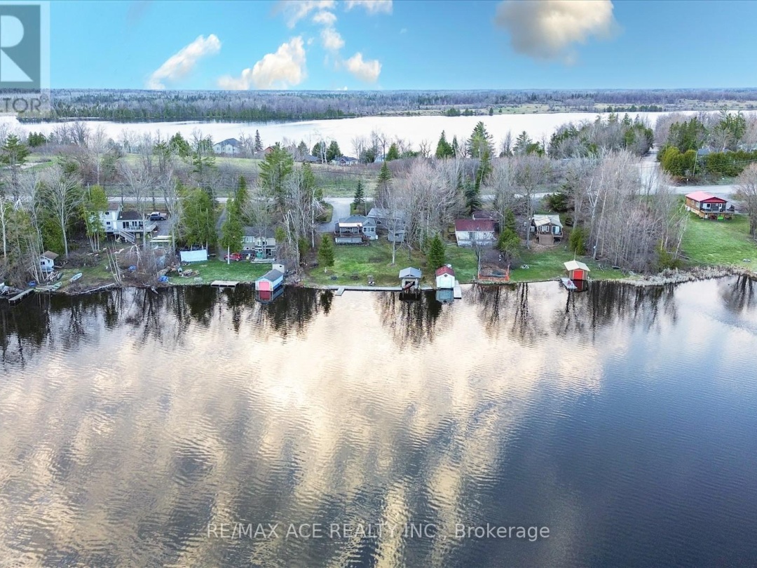 1308 Portage Road, Mitchell Lake