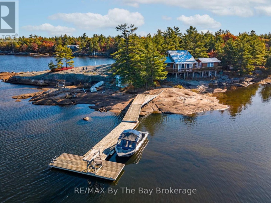 2 ISLAND 2890, Georgian Bay