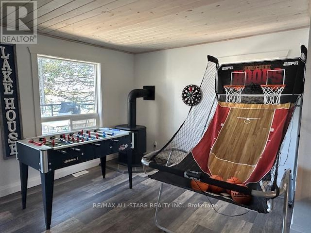 15 Manchester Trail, Sturgeon Lake
