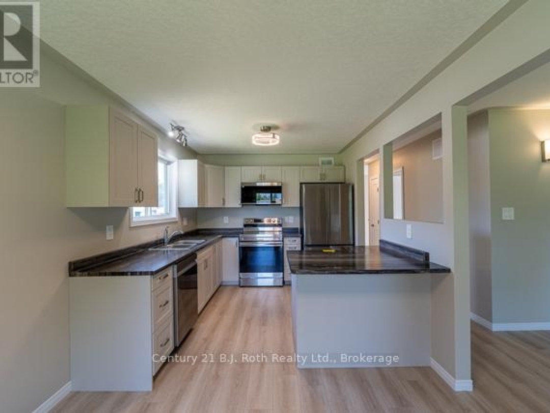 3382 AZCONA AVENUE, 