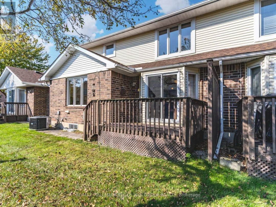 402 - 40 MUSEUM DRIVE, 