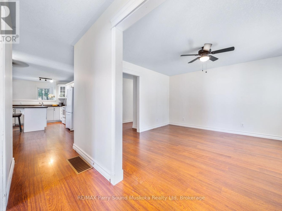 6 KITCHENER AVENUE, 