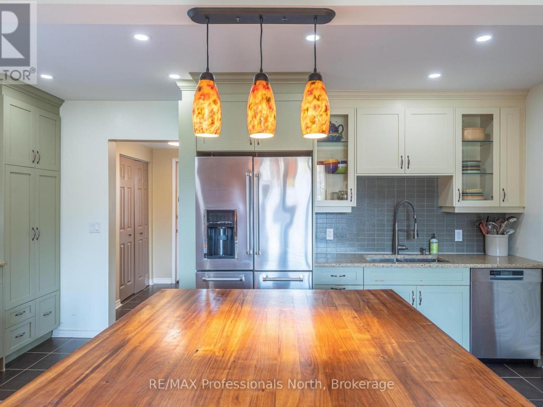 1110 SEDGWICK ROAD, 