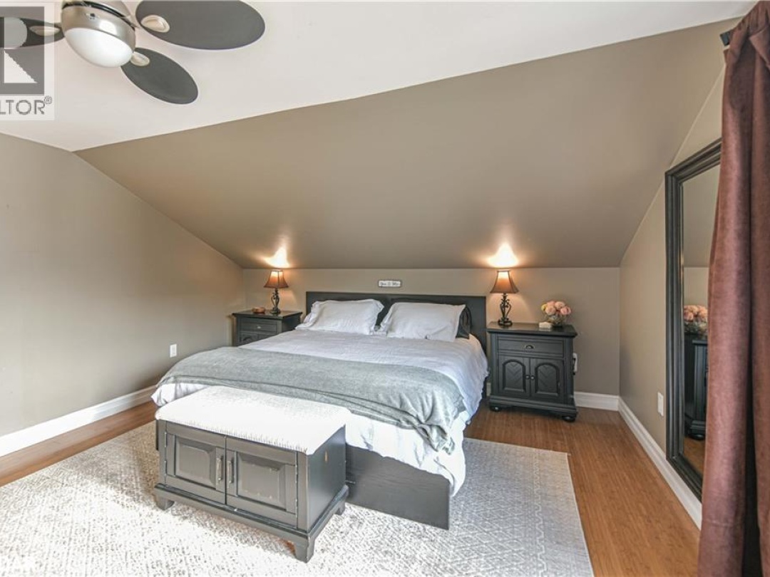 8222 COUNTY RD 169 Road, 