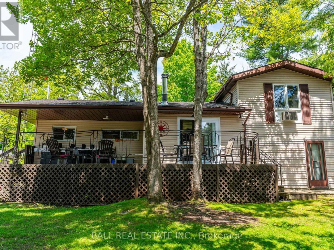 73 SUNSET COURT, Little Bald Lake