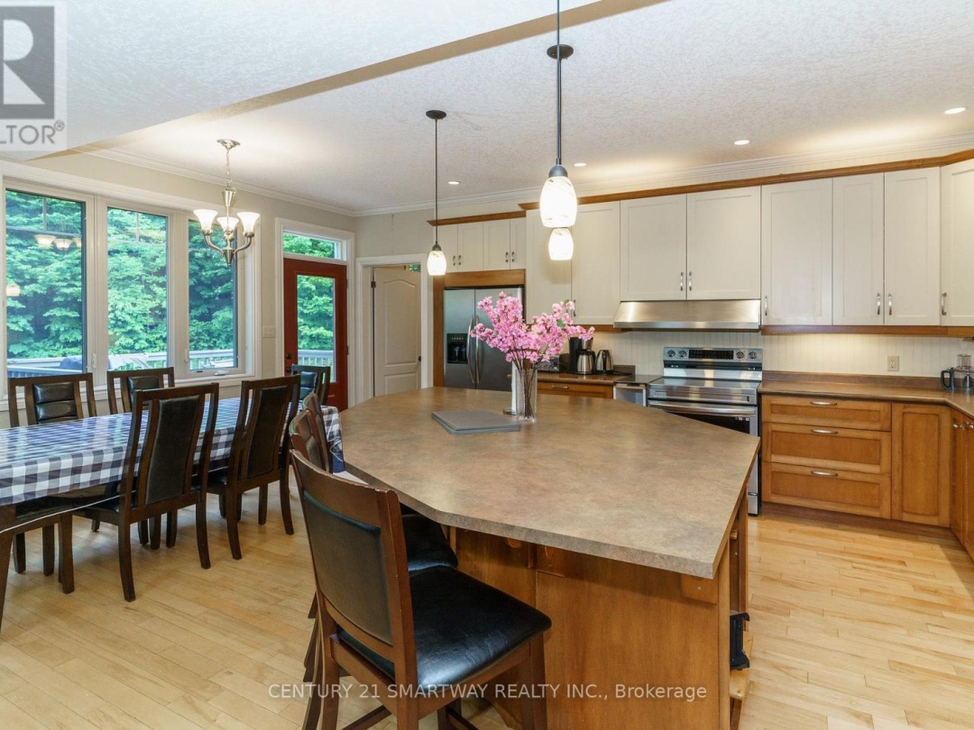 1066 TALLY-HO WINTER PARK ROAD, 