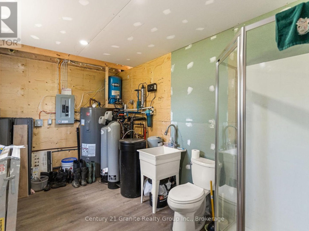 4324 Deep Bay Road, Gull Lake