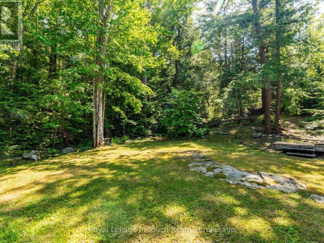 2 IS 270 SIX MILE LAKE ISLAND,