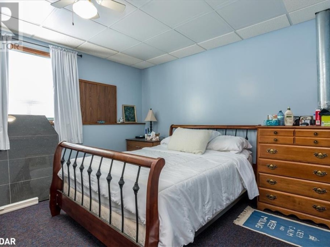 4051 GLEN CEDAR Drive, Lake Simcoe