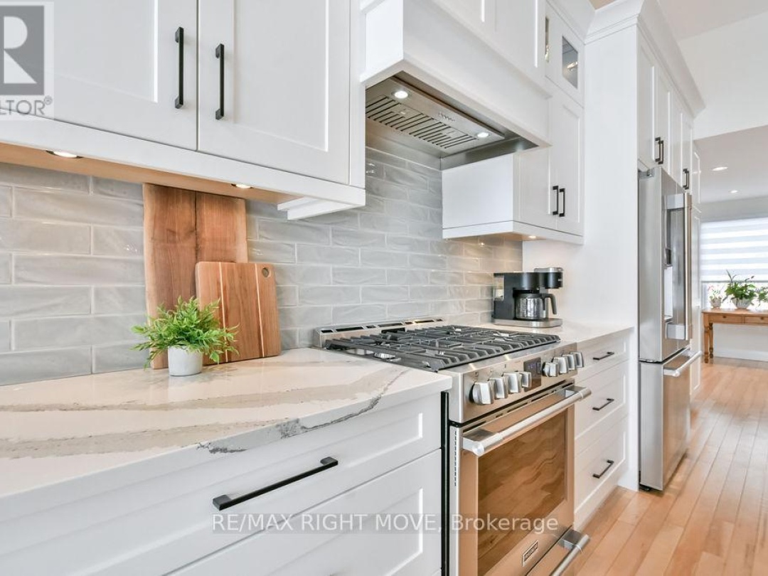 668 BROADVIEW AVENUE, 