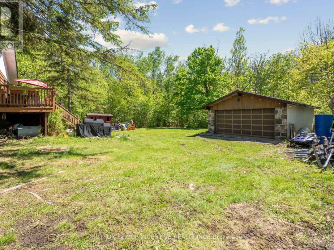 11 MACKENZIE PLACE, Balsam Lake