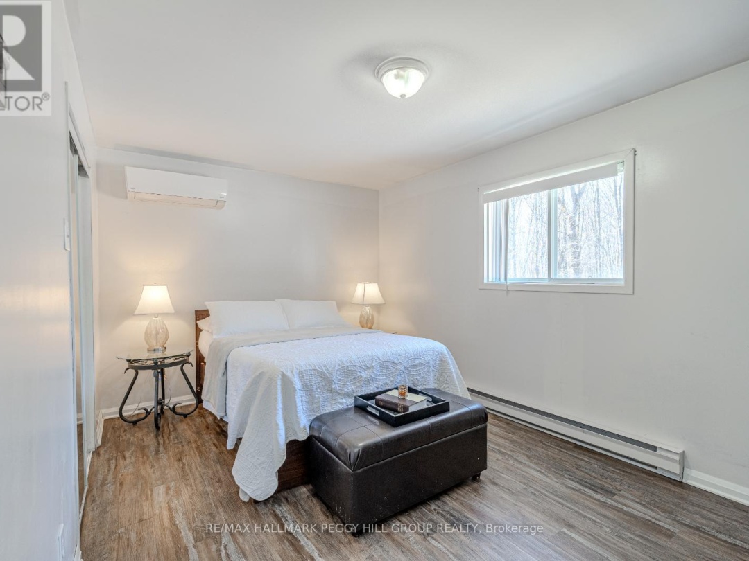 7229 Davy Drive, Black Lake