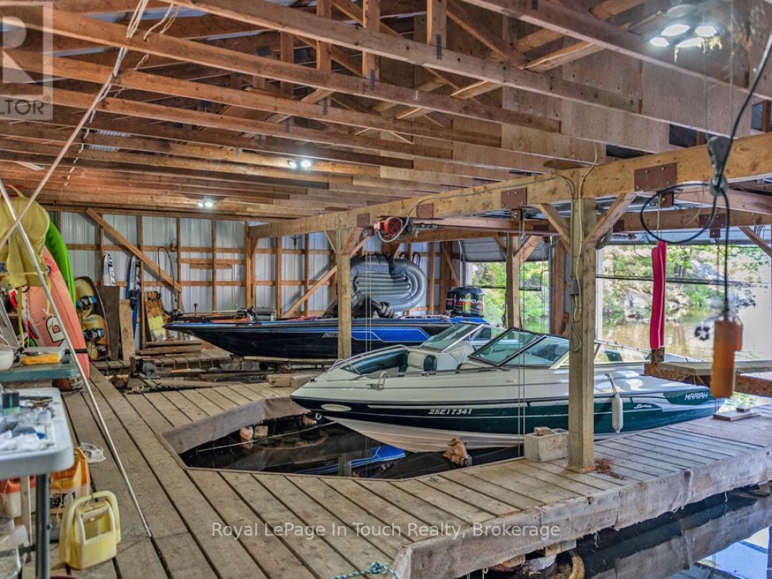 285 CROOKED BAY ROAD, 