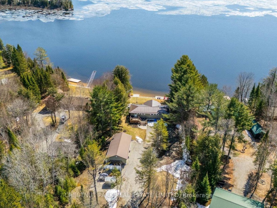 1168 Curry Road, Haliburton Lake