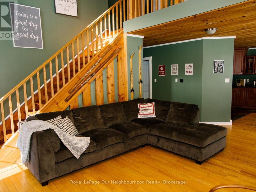 1040 SKI RIDGE TRAIL, 