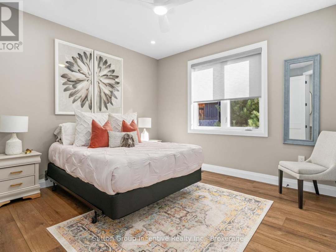 24 ST GEORGES COURT, 