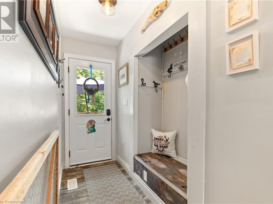 33 GRAHAM Drive, 