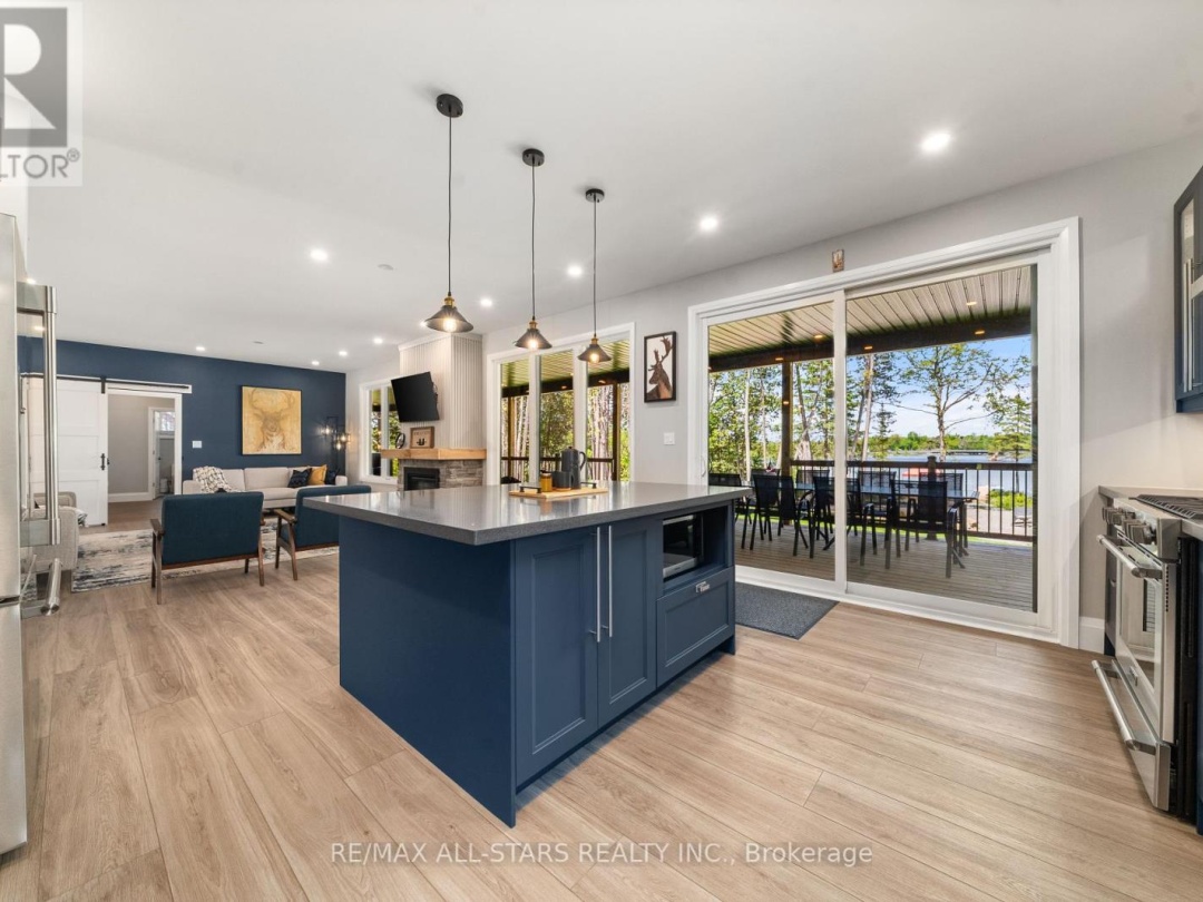 15 BERRY LANE, 