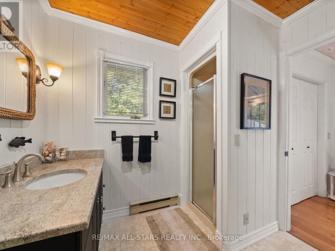 50 BAYVIEW ESTATE ROAD, 