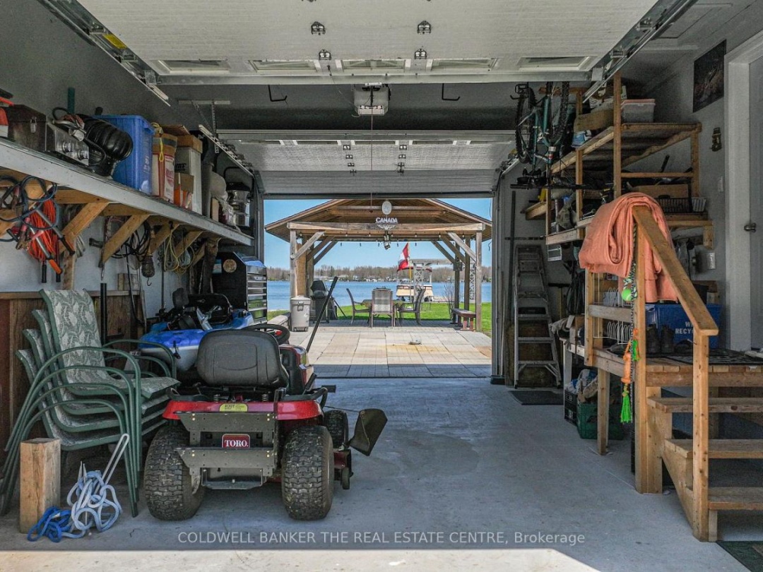 4137 Bayview Avenue, Lake Simcoe